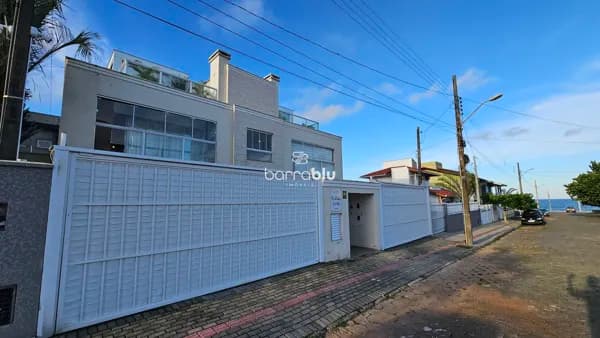 Apartamento semi mobiliado 2 quartos (1 suíte) 70,00 m² na Praia do Tabuleiro - Barra Velha/SC.