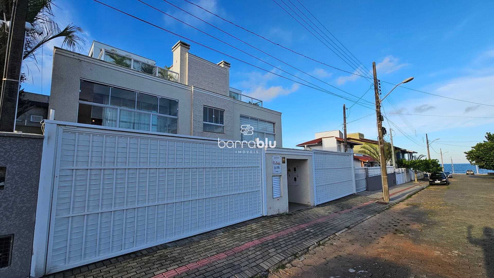 Apartamento semi mobiliado 2 quartos (1 suíte) 70,00 m² na Praia do Tabuleiro - Barra Velha/SC.
