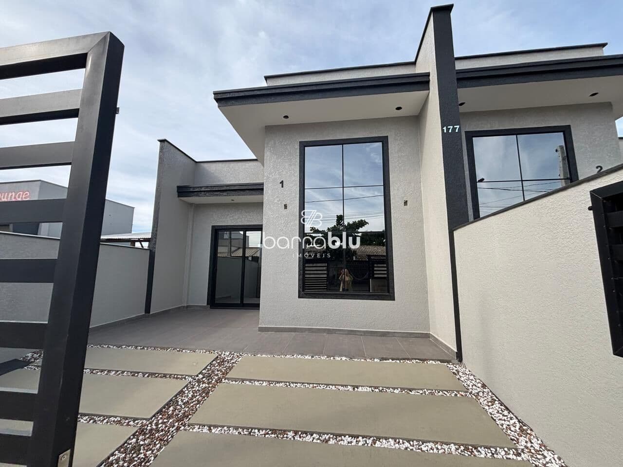 Casa com 3 dormitórios (1 suíte), 72,00m² no bairro Itajubá - Barra Velha/SC.