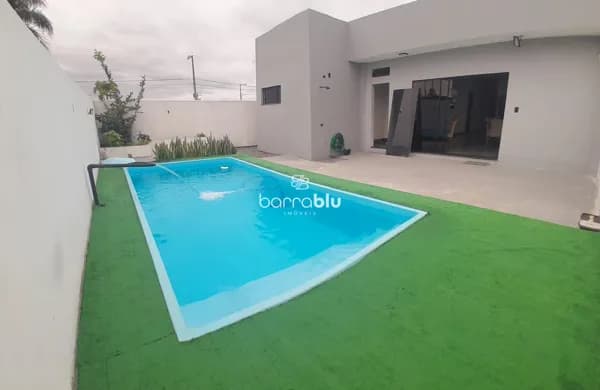 Casa com Piscina, 03 Dormitórios sendo 01 suíte com closet e Banheira , Bairro Nova Barra Velha , Cidade Barra Velha - SC
