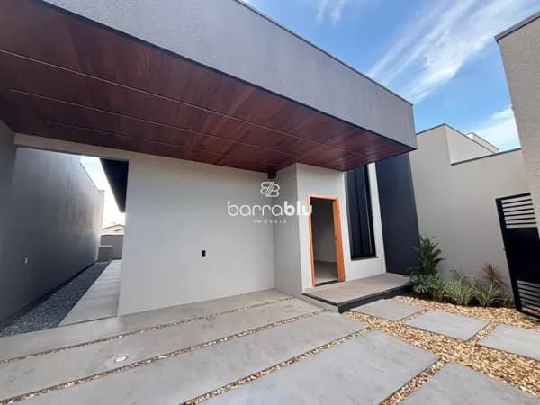 Casa com 3 dormitórios (1 suíte), 103,00m² no bairro Centro - Barra Velha/SC.