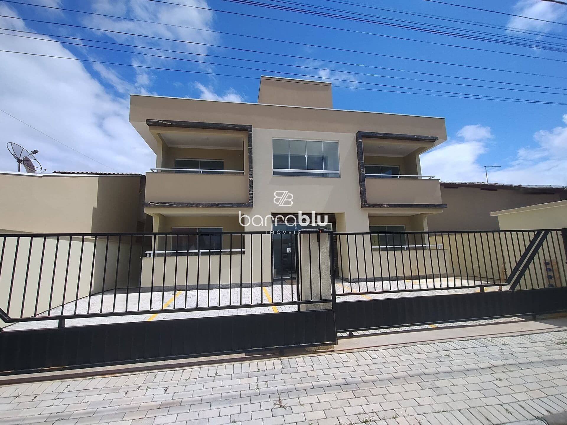 Apartamento com 2 dormitórios (71,97m²), no bairro Los Angeles - Barra Velha/SC.