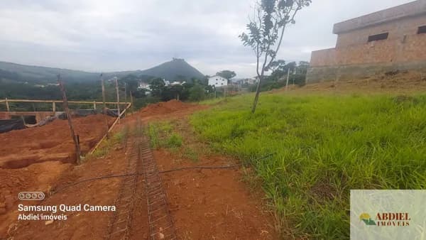 Terreno à venda no bairro vista alegre - Caxambu/MG