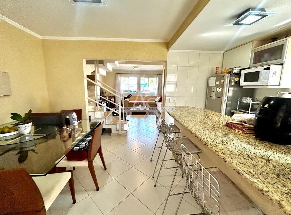 Casa à venda em condomínio fechado na Colônia, Jundiaí/SP