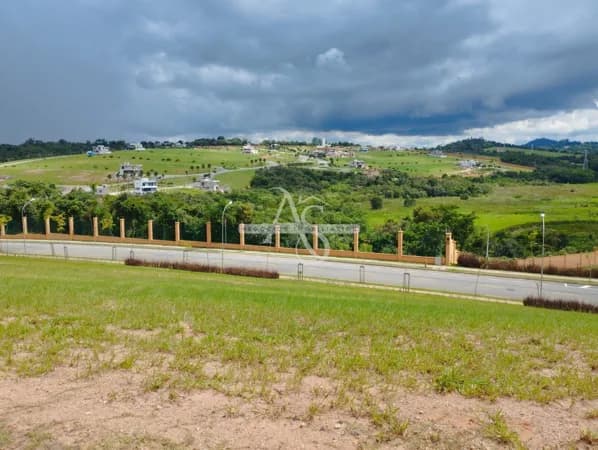 Terreno à venda no Alphaville 2, Jundiaí/SP.