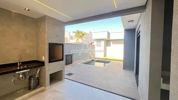 CASA À VENDA NO COND. RESIDENCIAL DOS IPES - ENGORDADOURO - JUNDIAÍ/SP