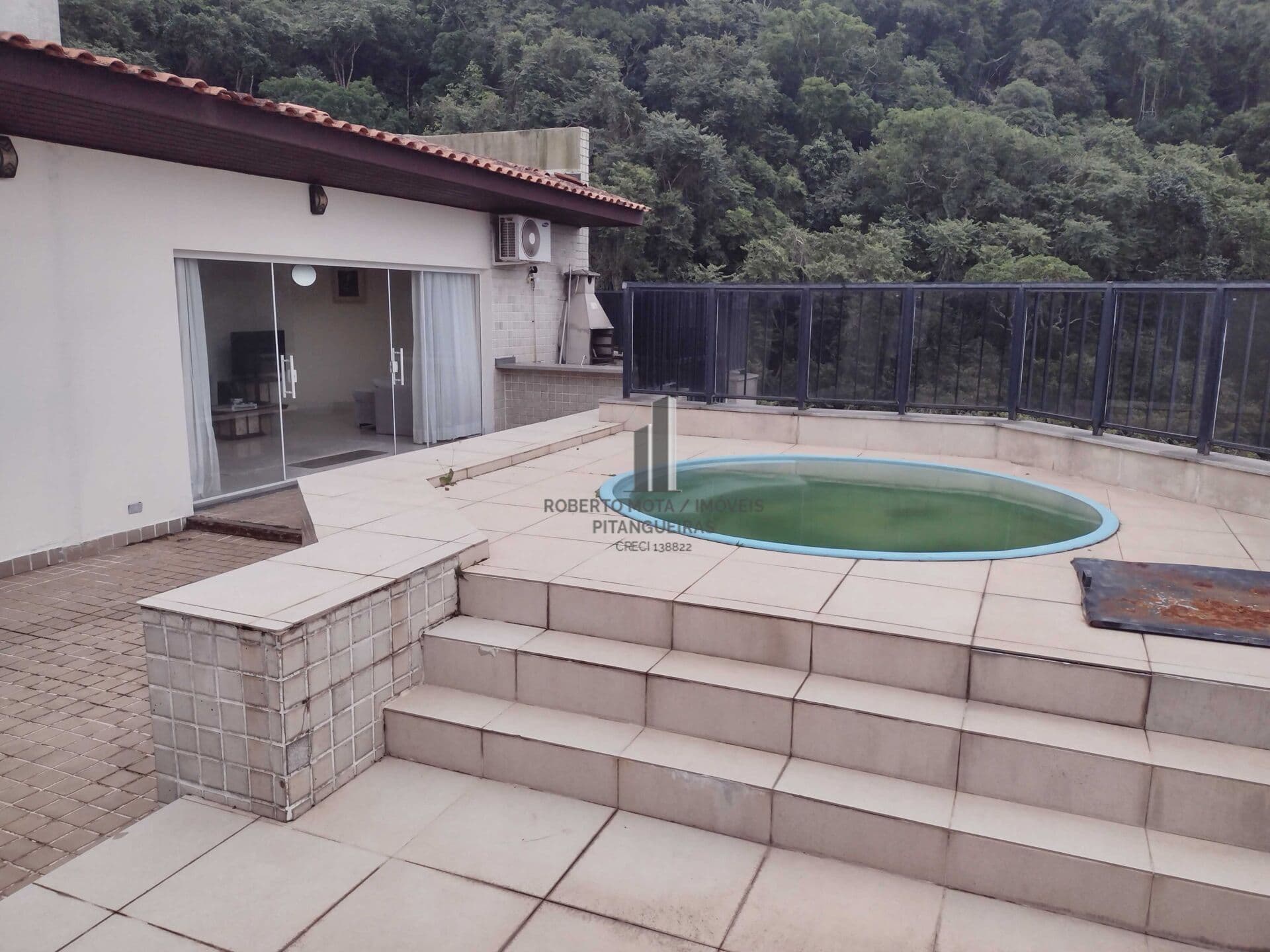 Aluguel cobertura Penthouse com 170 metros