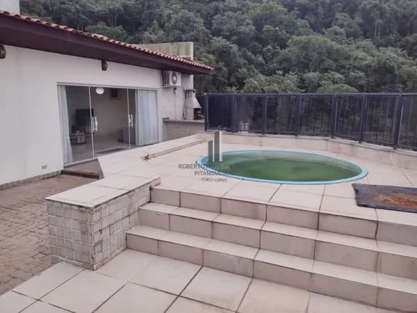 Aluguel cobertura Penthouse com 170 metros