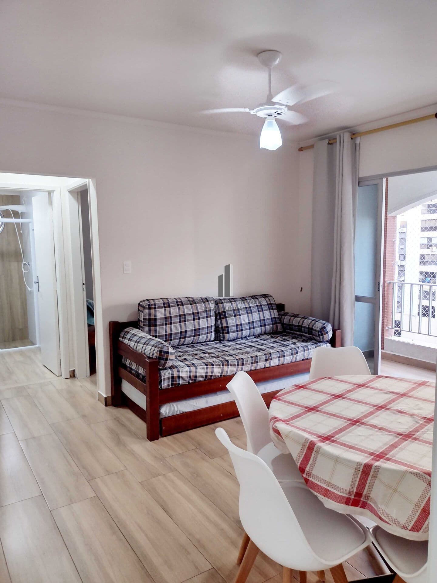 Apartamento em Guarujá - Barra Funda