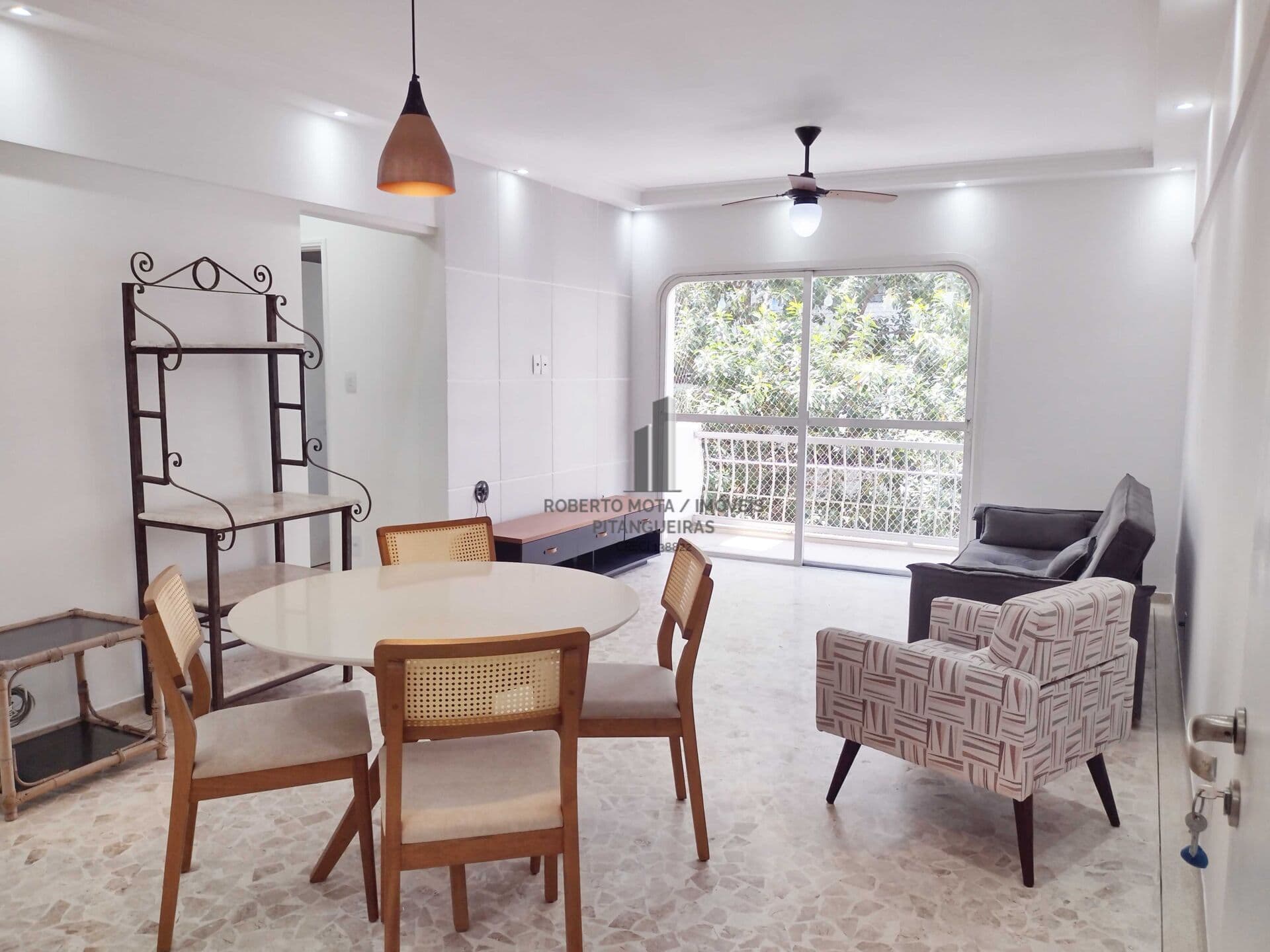 Excelente apartamento de 02 dormitórios com 93 metros