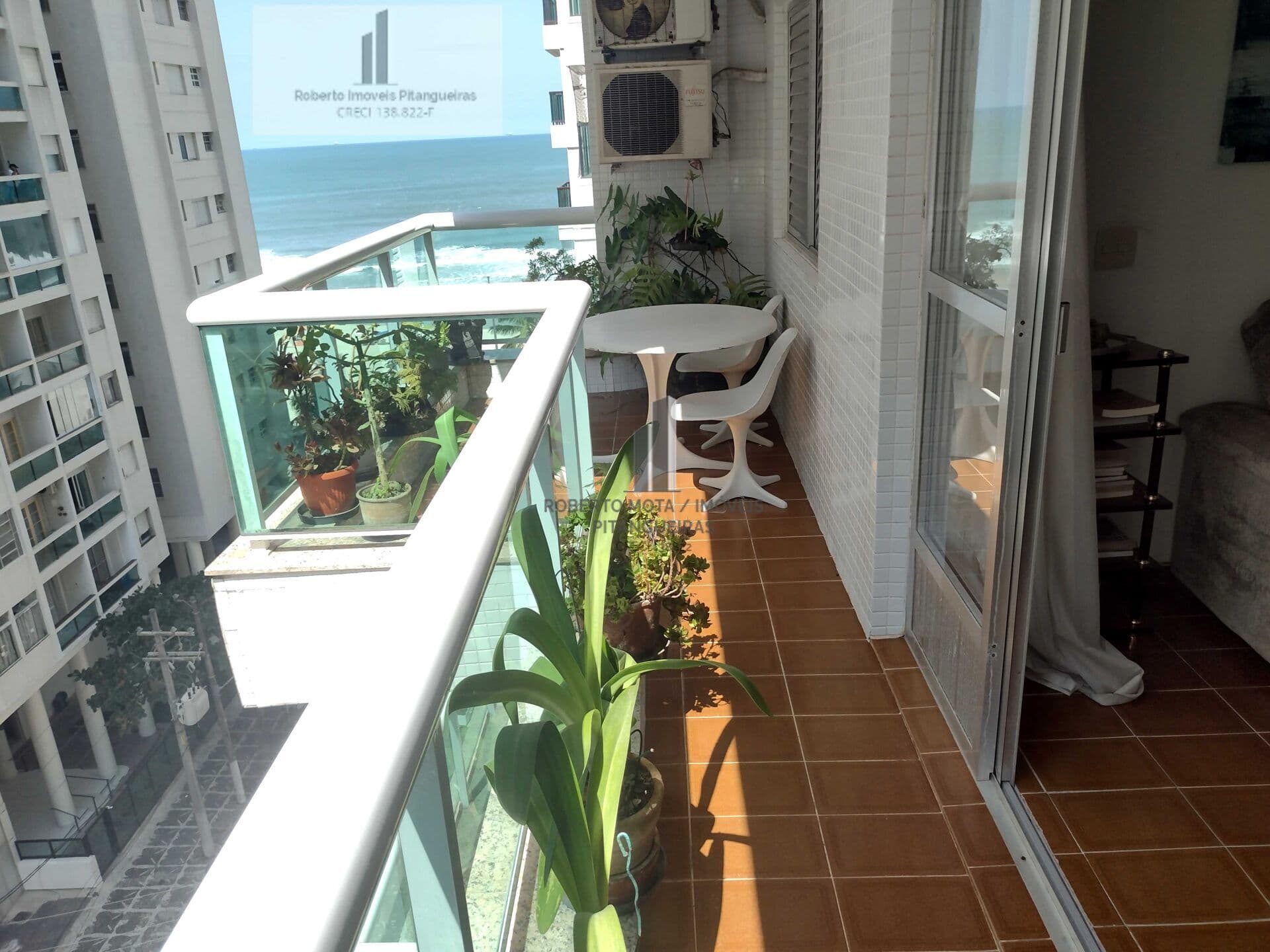 Apartamento com 3 Quartos à venda, 145m² - Pitangueiras