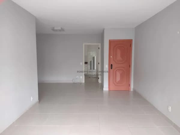 Imóvel p/aluguel e venda de 03 dormitórios
