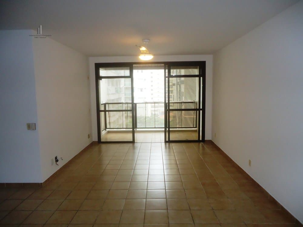 Apartamento Alto Padrão para Aluguel em Centro Guarujá-SP