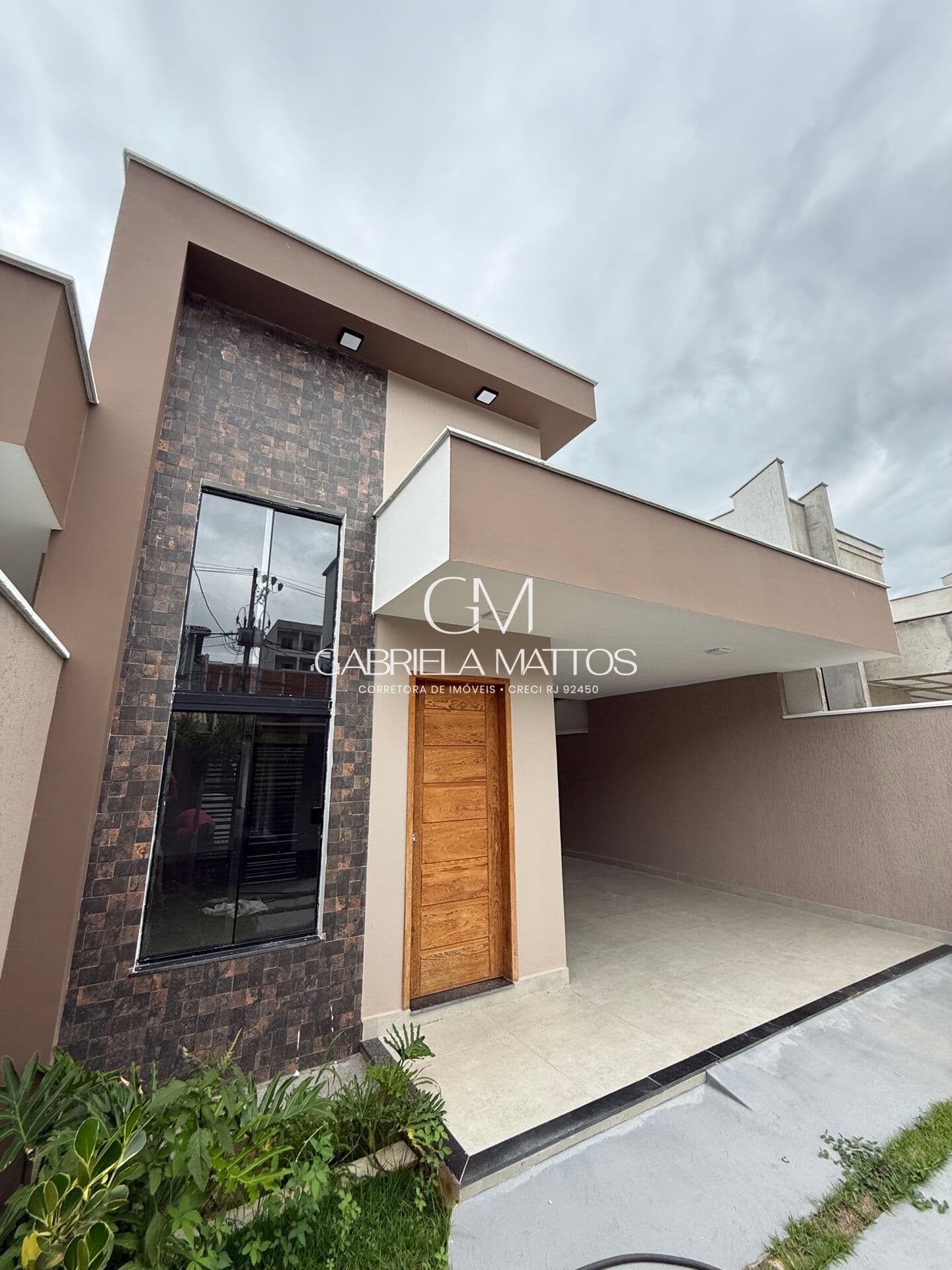 CASA LINEAR NO PARQUE IPIRANGA II