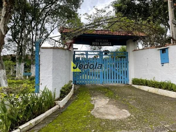 Chácara com Lago Natural – Jacarei/SP