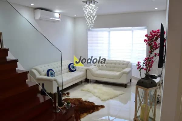 Sobrado à Venda – Freguesia da Escada | Guararema/SP