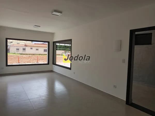 Sala Comercial Térrea para Locação