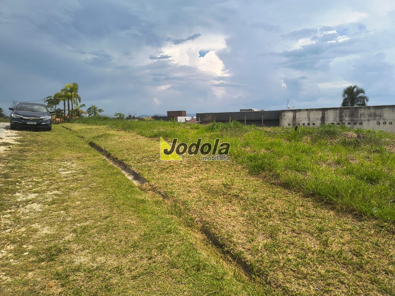 Terreno à Venda no Condomínio Parque Lago Dourado | Jacareí/SP