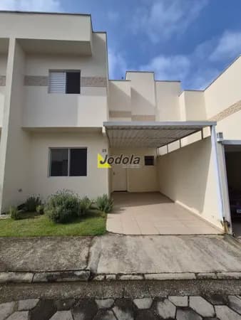 Sobrado para locação em condomínio fechado