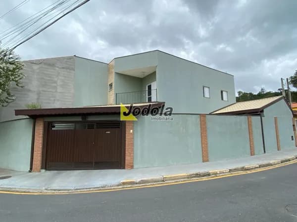 Sobrado Moderno à Venda no Bairro Itapema – Guararema/SP