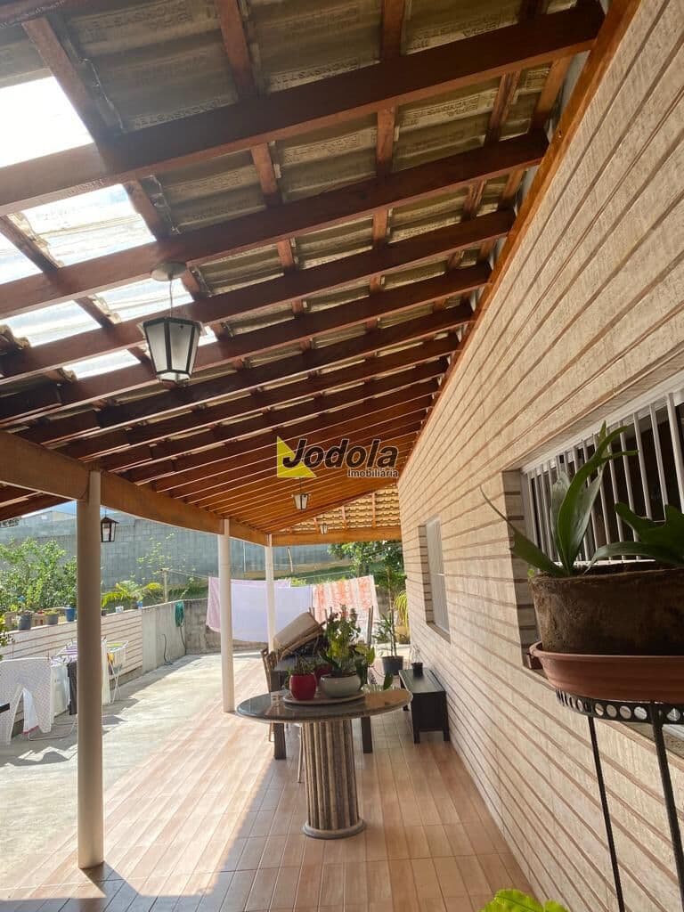 Chácara à Venda – Chácaras Guararema - Jacareí/SP