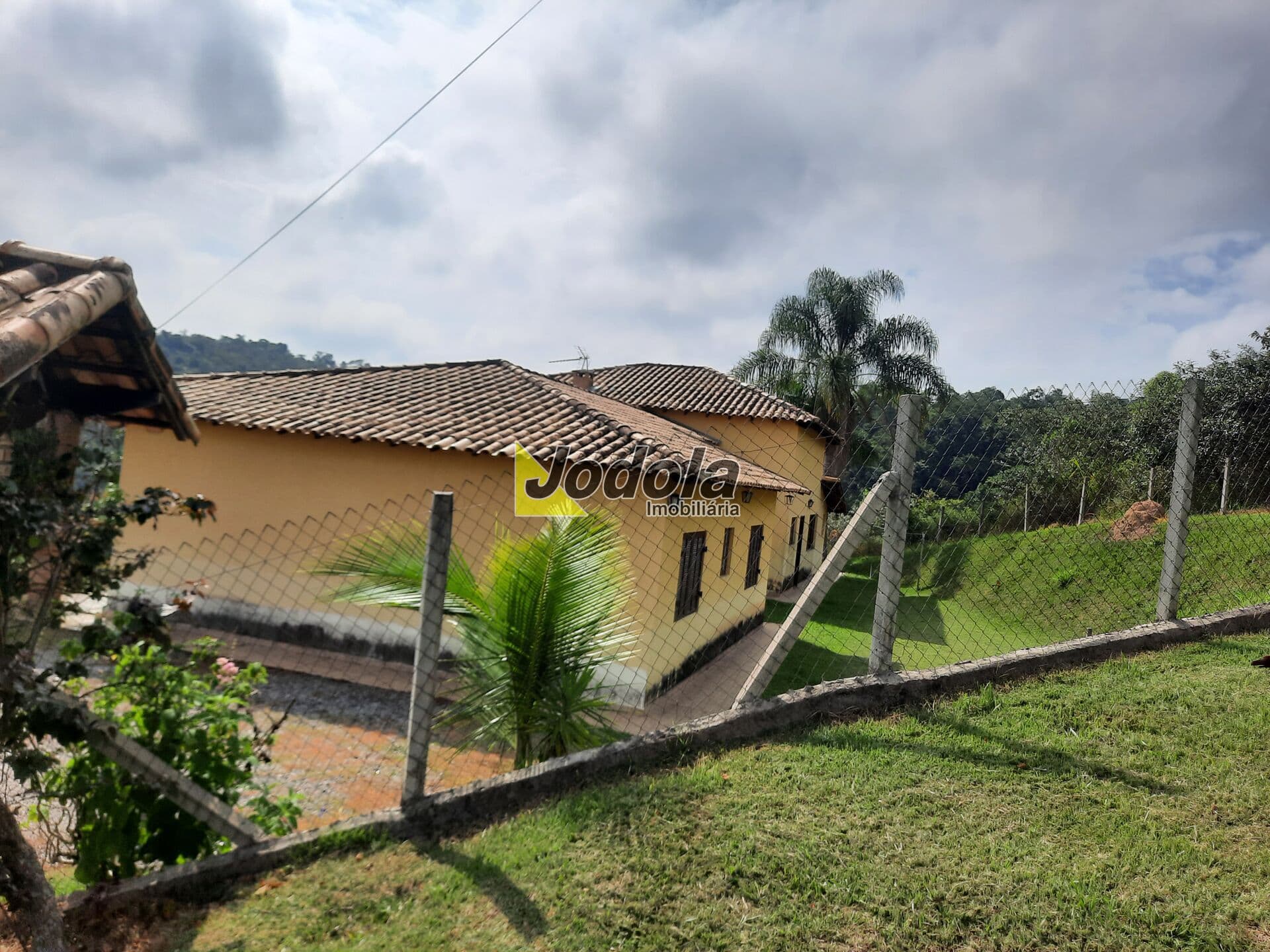 Chácara à Venda em Condomínio – Luís Carlos - Guararema/SP
