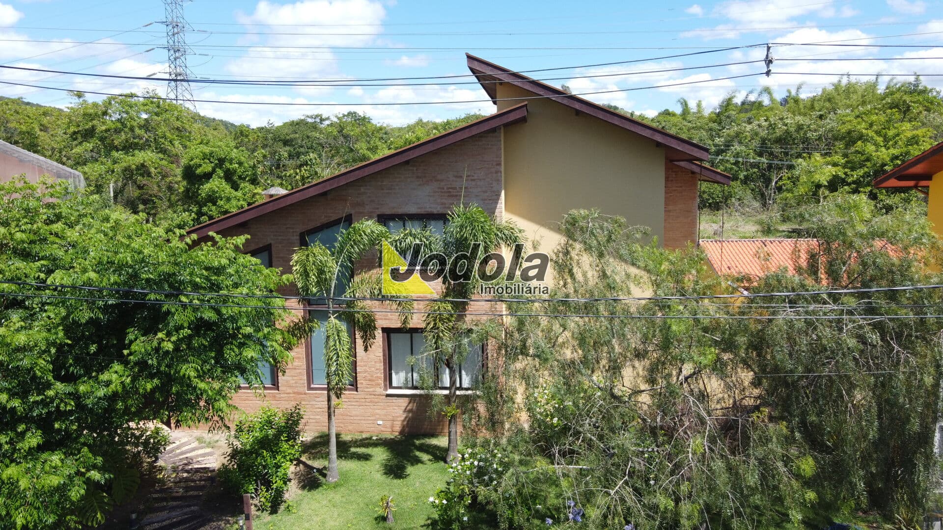 Sobrado no Condomínio Ponte de Pedra - Bellard – Guararema/SP