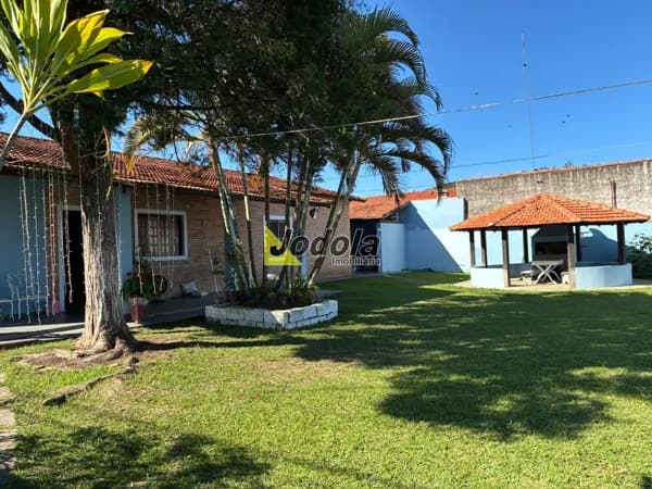 Casa Térrea à Venda - Bairro Itapema – Guararema/SP