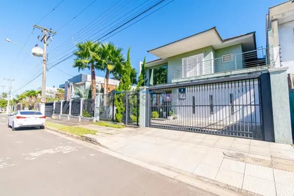 🏡 *Sobrado Alto Padrão no Vale Ville – Gravataí/RS*