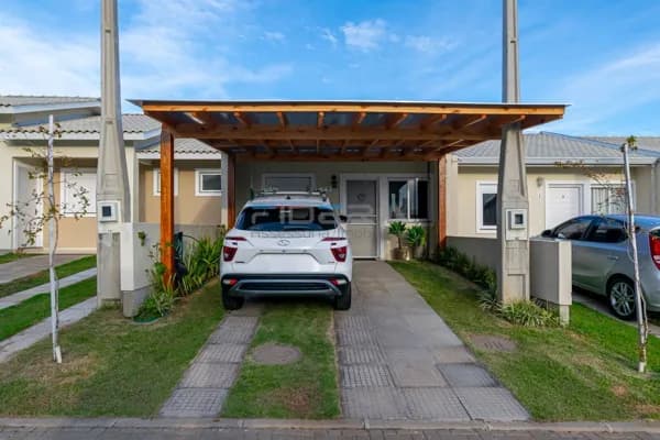 ✨ Casa impecável em condomínio com infraestrutura completa de lazer!
