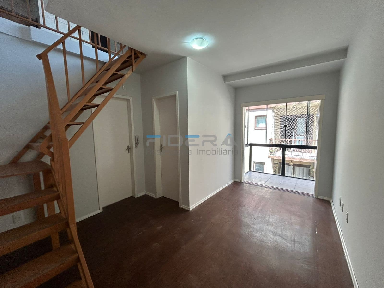 Apartamento Duplex no Centro de Cachoeirinha/RS