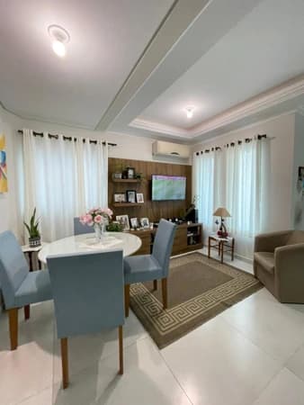 Casa à venda no bairro Ingleses do Rio Vermelho em Florianópolis/SC