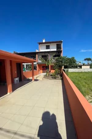 Sobrado em Florianópolis - São João do Rio Vermelho