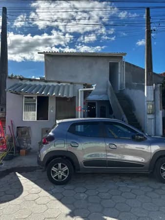 Casa em Florianópolis - São João do Rio Vermelho