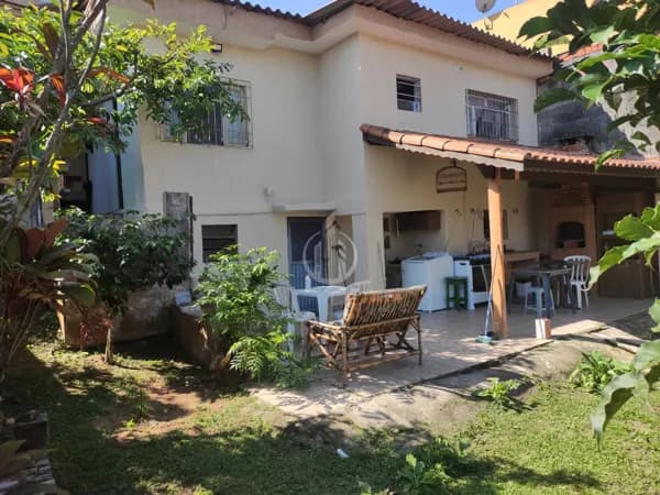 Sobrado em Ferraz de Vasconcelos - Tanquinho