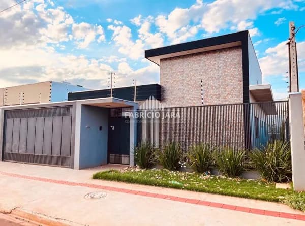 Casa em Dourados - Jardim Cristhais
