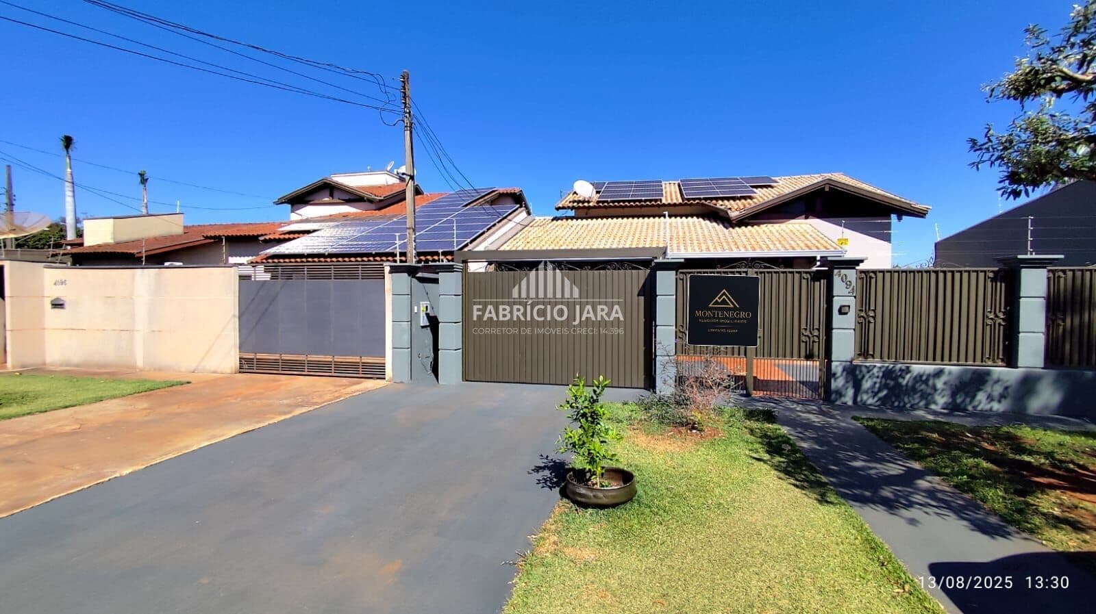 Casa à Venda – Próxima ao Shopping, Comper e Supermercado Amigão