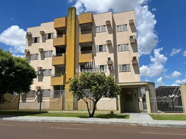 Apto todo reformado acabamento Alto Padrão