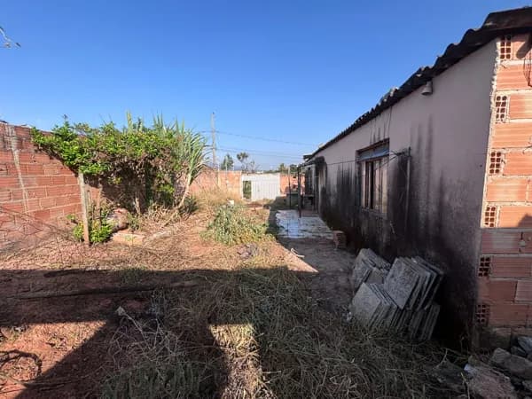 Imóvel na região central em São Joaquim de Bicas