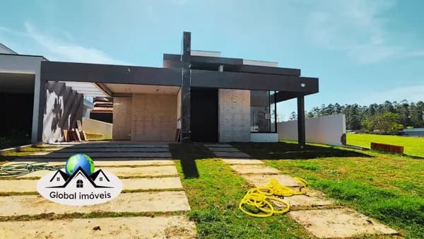 Ninho Verde 1 - Casa térrea com 3 Suítes - Excelente acabamento