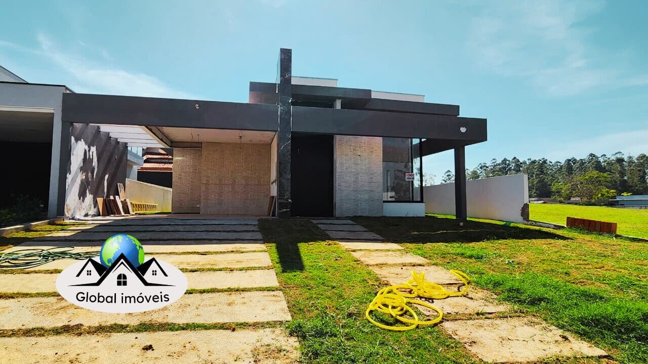 Ninho Verde 1 - Casa térrea com 3 Suítes - Excelente acabamento