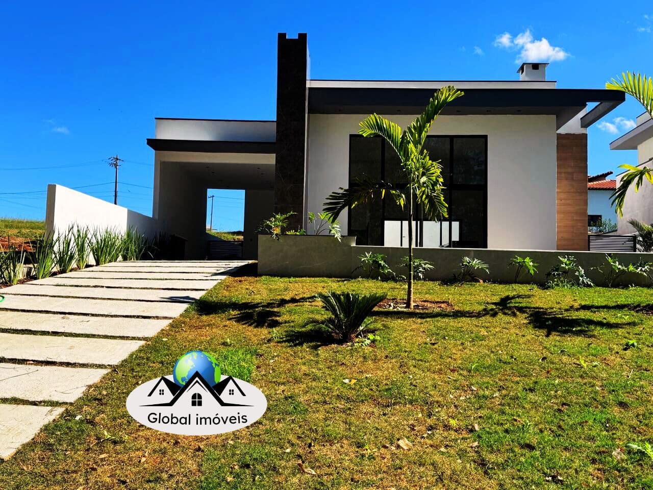 Ninho Verde 1 - Casa Nova com 3 Suítes - Próx ao lago