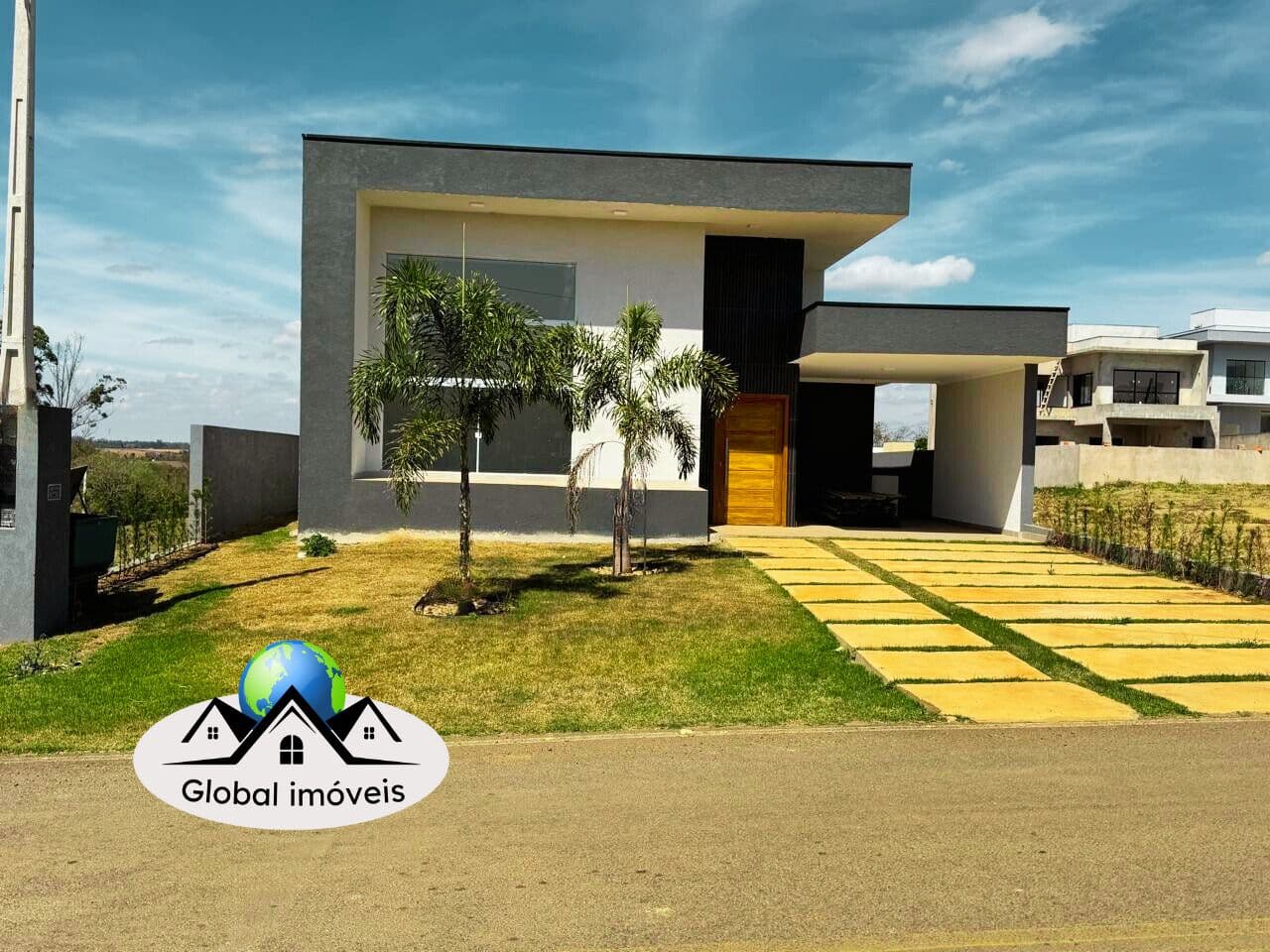 Ninho Verde 1 - Casa nova com 3 Dormts - Piscina - Local Alto