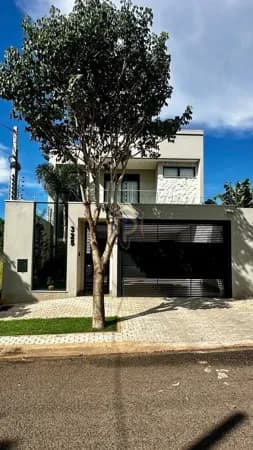 Sobrado Alto Padrão próximo Av. Guaiapó em Maringá