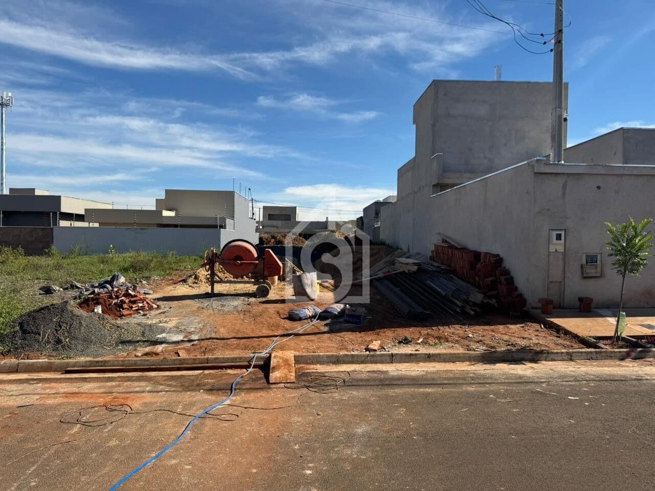 Lote 200m² Face Sombra no SetSul 2 | Parte Alta do Loteamento | Entrada + Parcelas Direto com a Loteadora