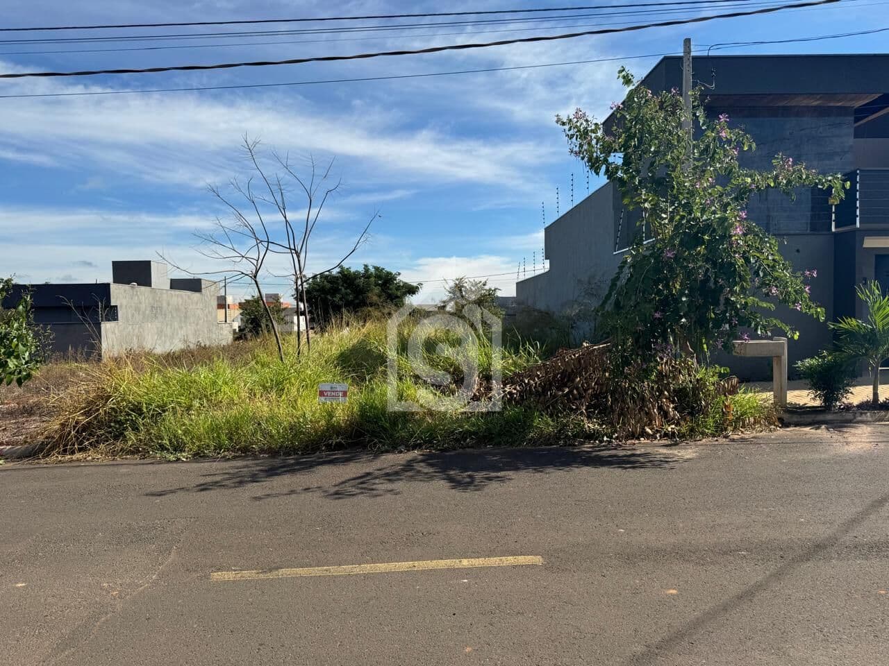 Terreno à Venda no Residencial SetSul 2 – Pronto para Construir