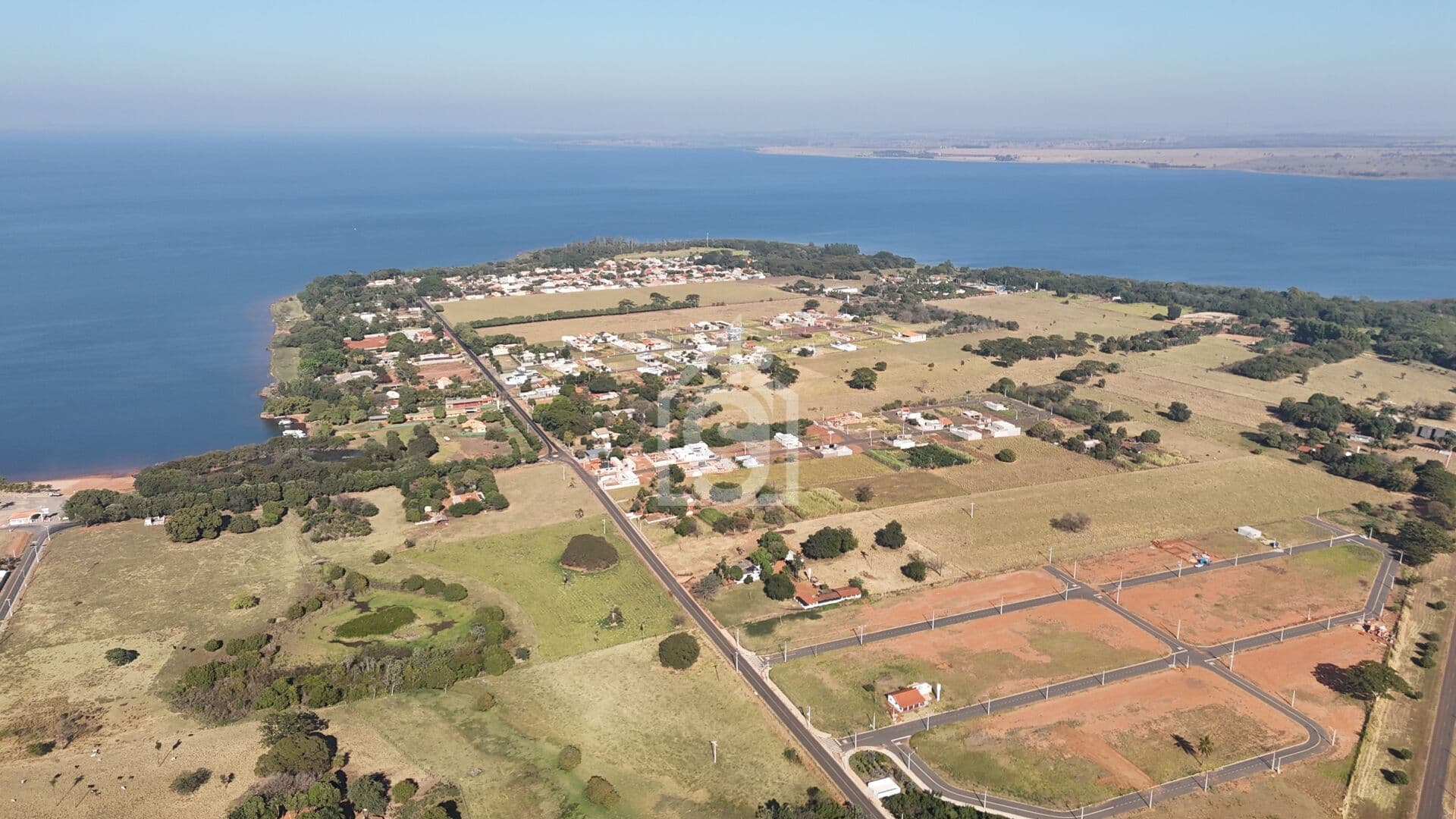Terreno a venda no Residencial Grandes Lagos em Rubinéia - SP.