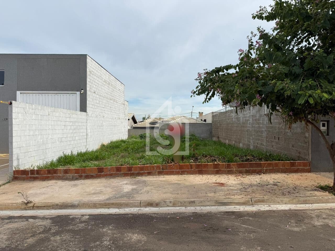 Lote de 200m² no SetSul 2 – Próximo ao Futuro Supermercado Serv-Lar.