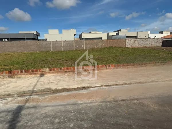Terreno 200m² no Setsul 2 | Localização Privilegiada Próximo à Washington Luís