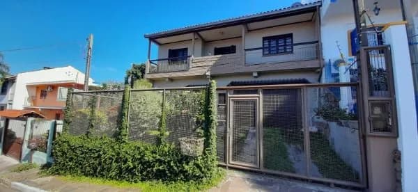 FBD IMOVEIS-RS anuncia ótima casa na zona sul de Porto Alegre RS
